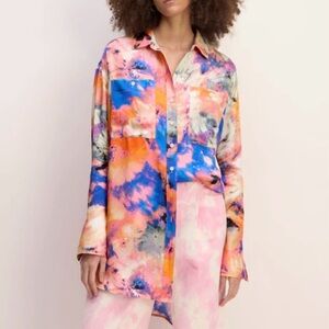 EVERLANE X MARQUES' ALMEIDA SATIN TIE-DYE SHIRT